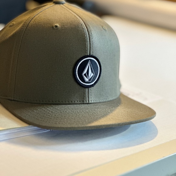 VOLCOM HAT (ARMY GREEN) OS - Picture 6 of 7